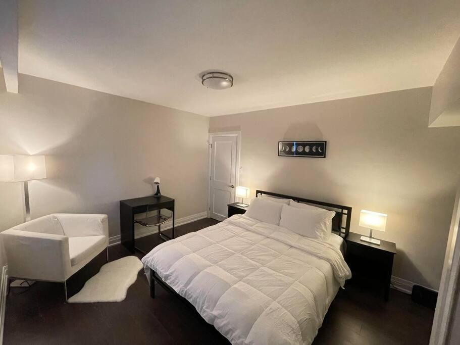 3-Bedroom Modern Luxury Apartment In The Heart Of City Toronto Eksteriør bilde